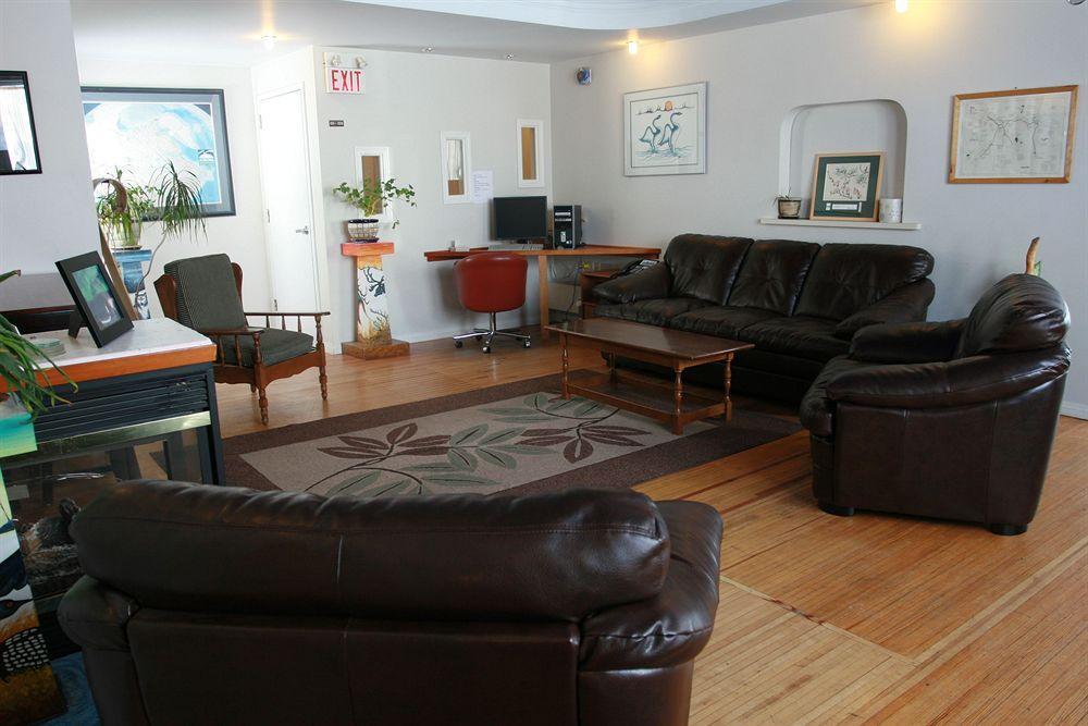 Tundra Inn Churchill Extérieur photo