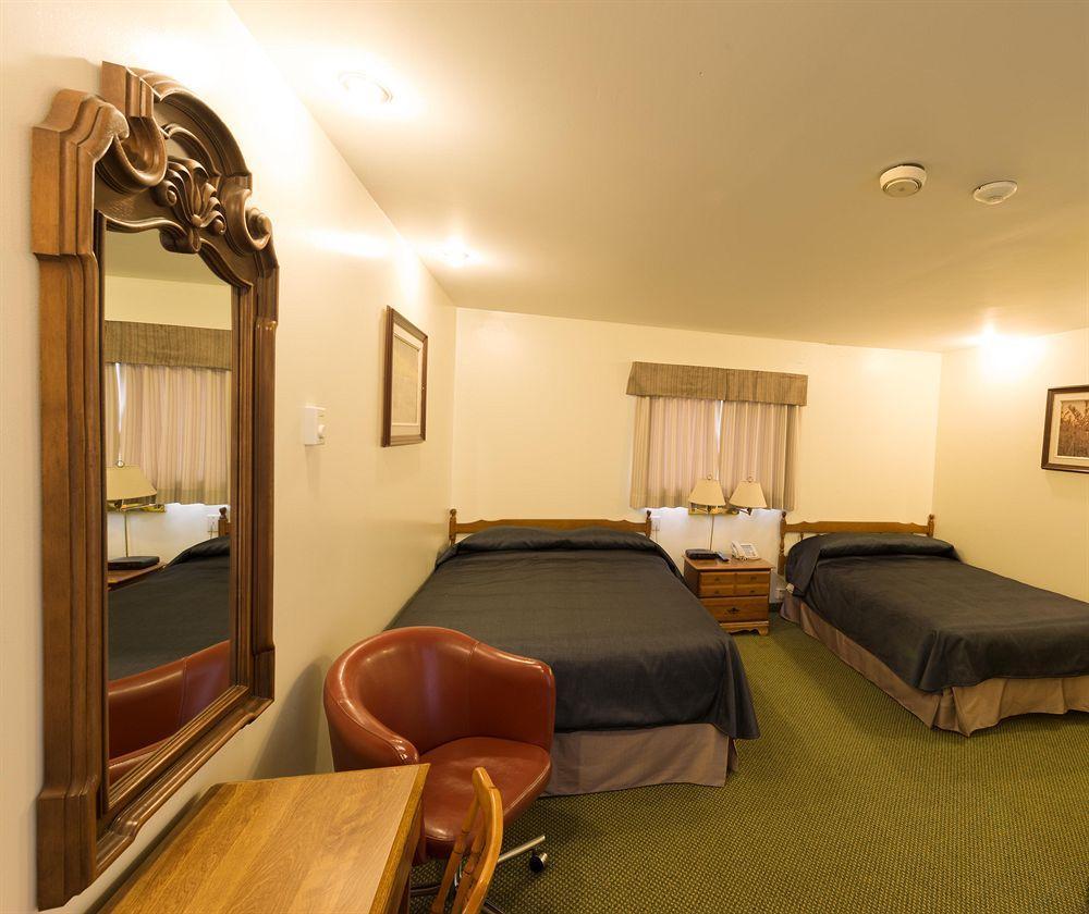 Tundra Inn Churchill Extérieur photo